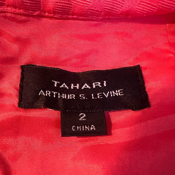 Tahari ASL Arthur S Levine Coral Geometric Textured Dress Size 2 A-Line Sheath - Picture 4 of 5